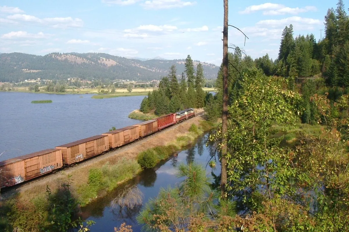 Scenic lake and forested shoreline view at Heyburn State Park, Idaho