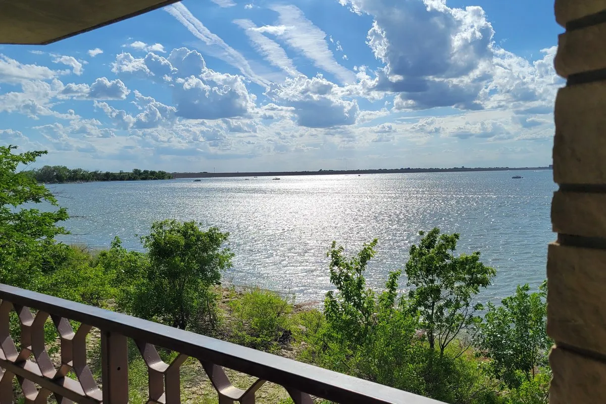 Scenic view of El Dorado Lake and shoreline at El Dorado State Park, Kansas