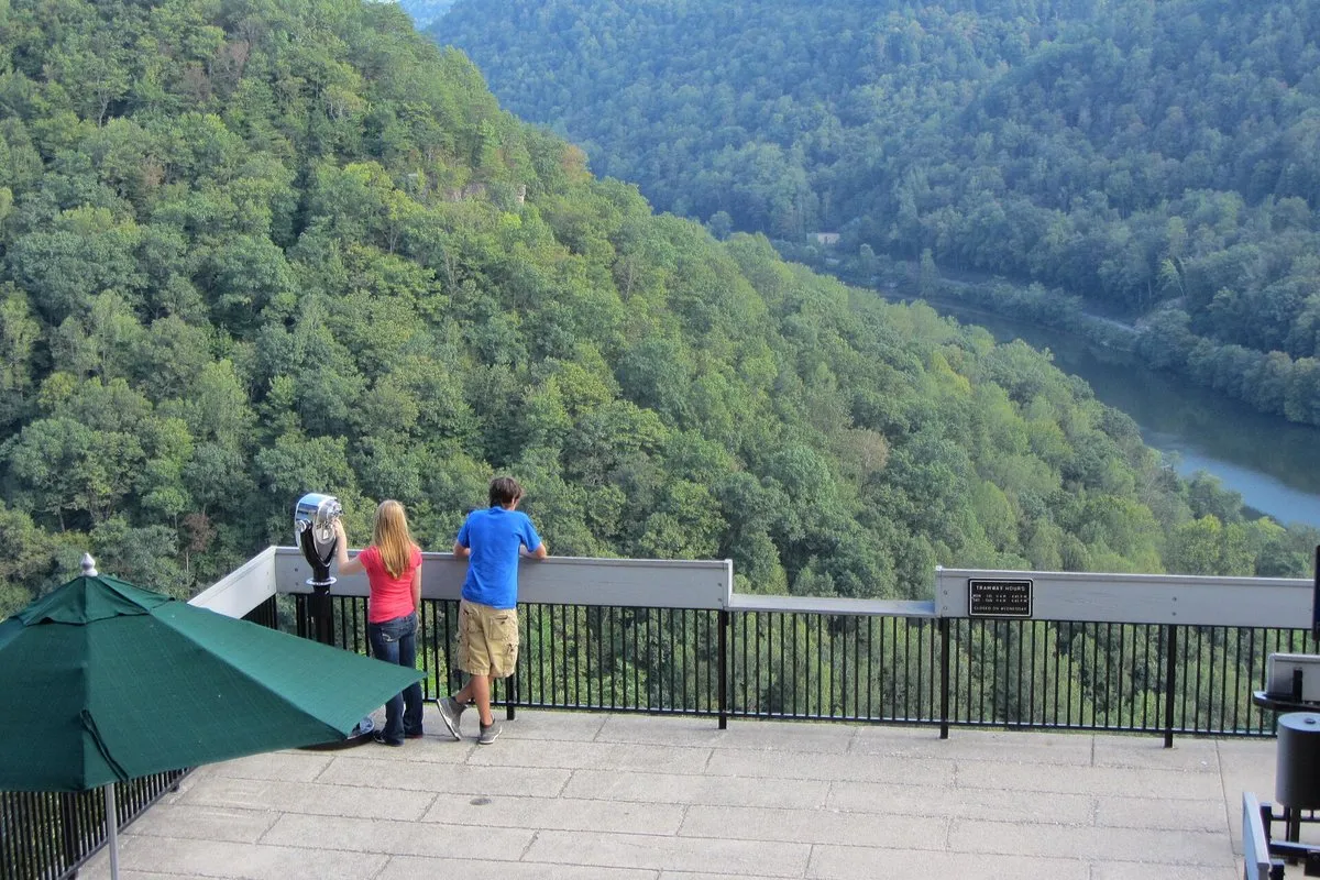 Scenic overlook view of the New River Gorge from Hawks Nest State Park, West Virginia